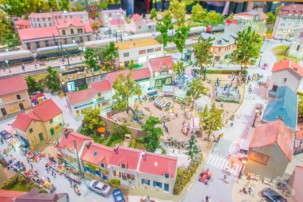 Sorties en famille à Lyon : 10 activités incontournables pour petits et grands 3 Sorties en famille à Lyon - Mini World